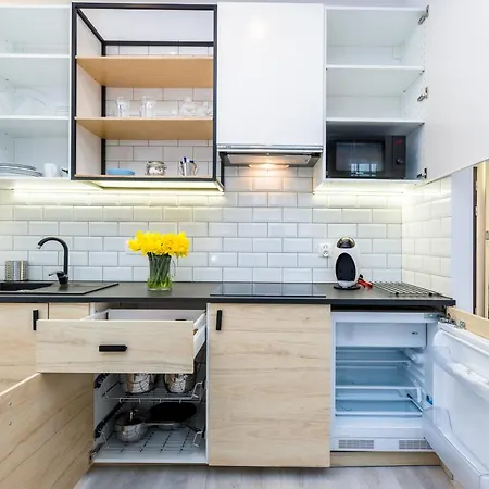 Apartment W Centrum Jezyce 4 Sypialnie Poznan