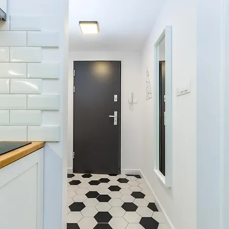 Apartment W Centrum Jezyce 4 Sypialnie *