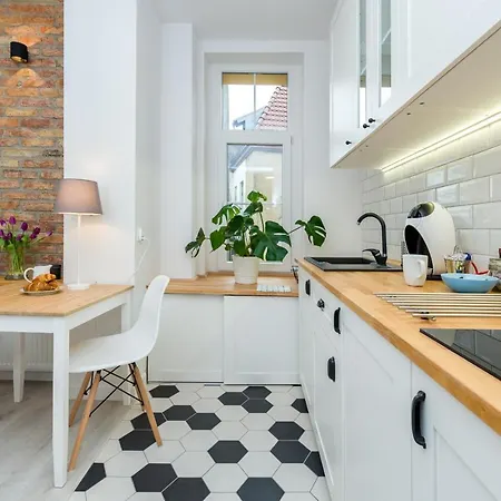 Apartment W Centrum Jezyce 4 Sypialnie *